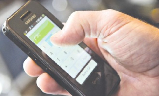 Peste 200.000 de clienţi au plecat de la Orange